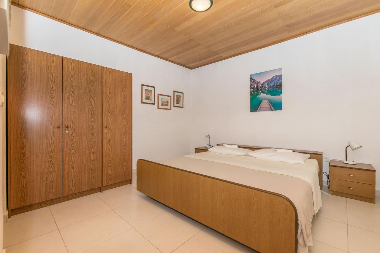 Mara Apartment
